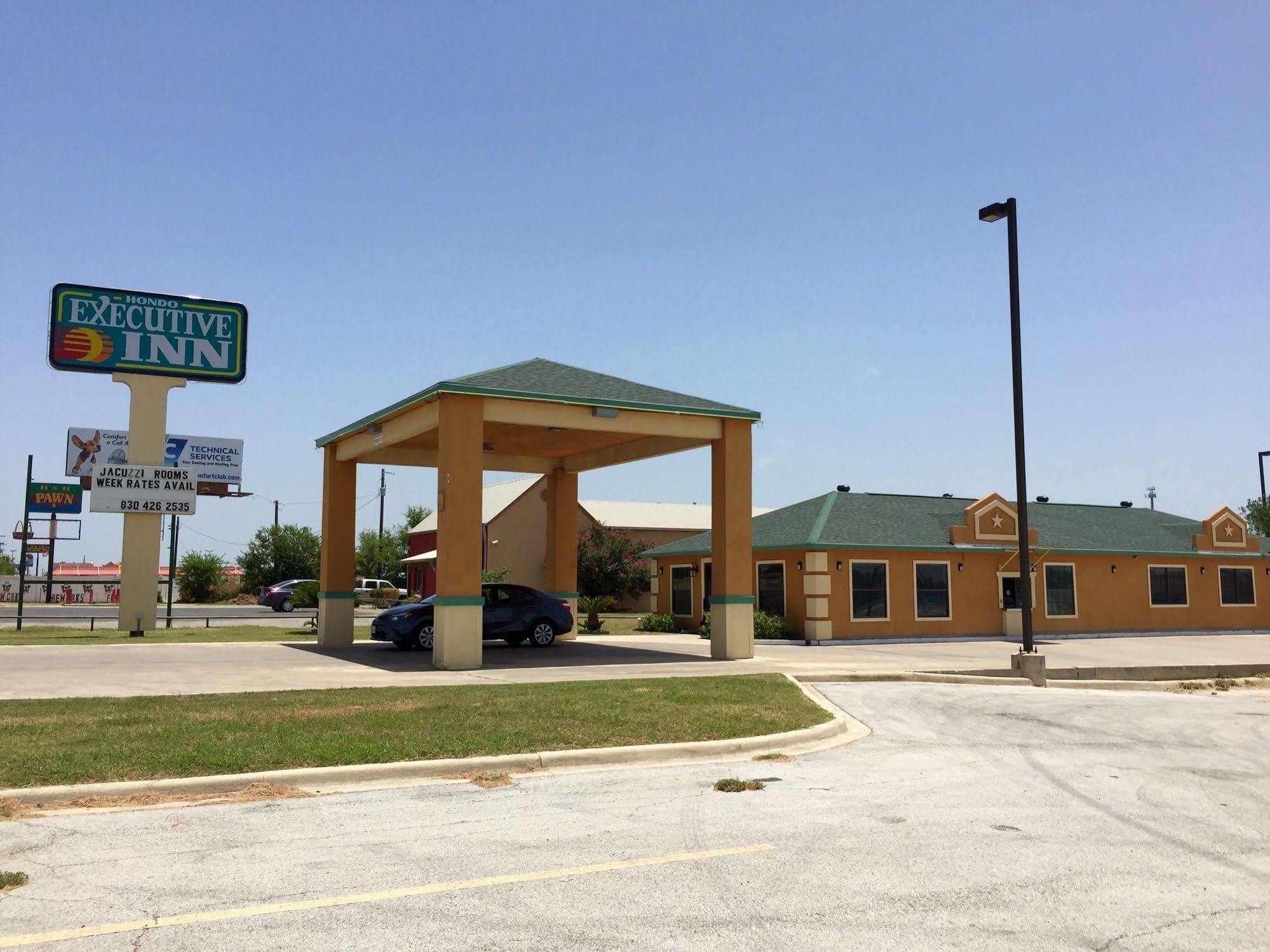 Executive Inn Hondo Exterior foto